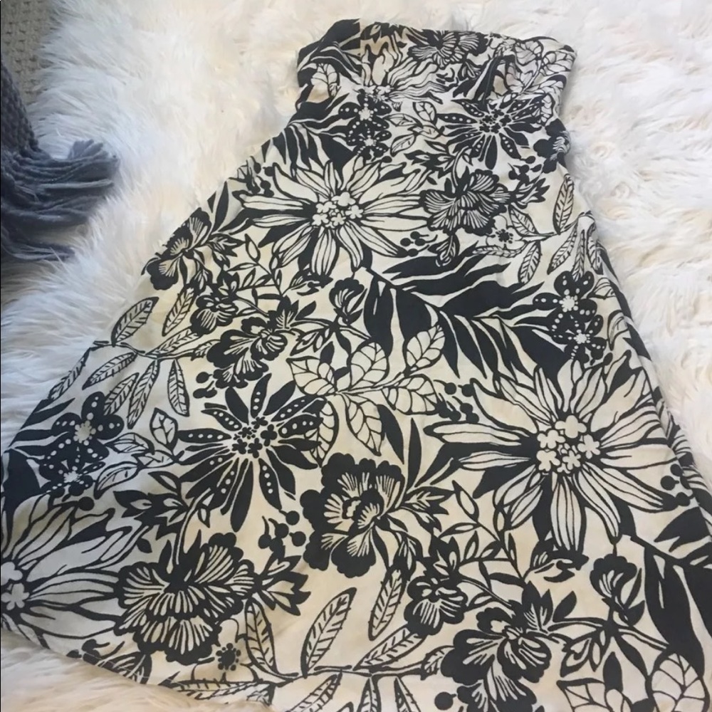 Gap strapless linen dress